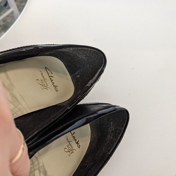 CLARKS Cushion soft black leather heels size 7 US @s4 - Picture 9 of 13